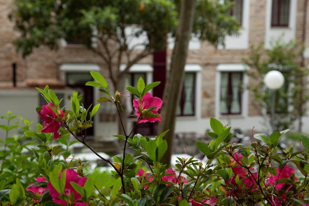 Hotel Balneario De 阿尔泰修市 外观 照片