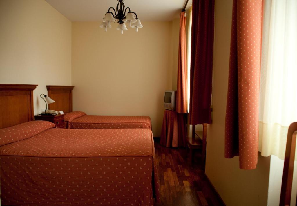 Hotel Balneario De 阿尔泰修市 外观 照片